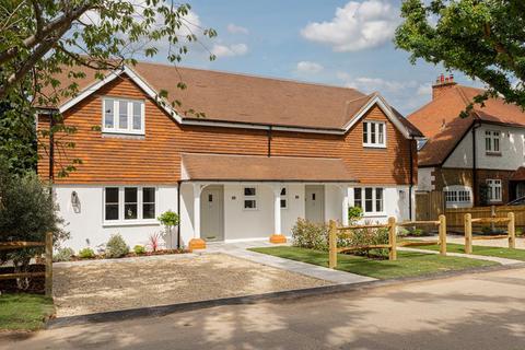 1b Denham Road, Epsom, KT17 3AA