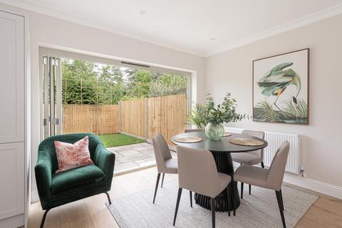 1b Denham Road, Epsom, KT17 3AA