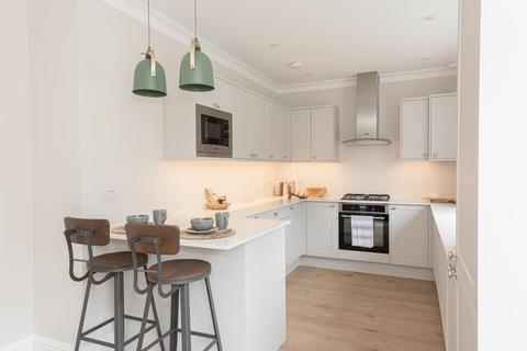 1b Denham Road, Epsom, KT17 3AA