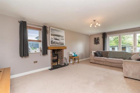 7 Forge Close, Pyecombe, Brighton, BN45 7BJ