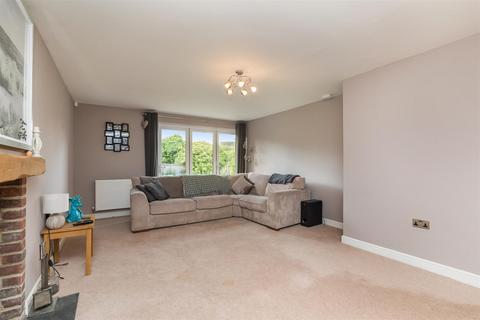 7 Forge Close, Pyecombe, Brighton, BN45 7BJ