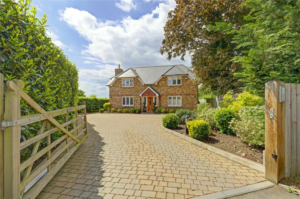Roundbush Lane, Round Bush, Aldenham, Hertfordshire, WD25 4 bed