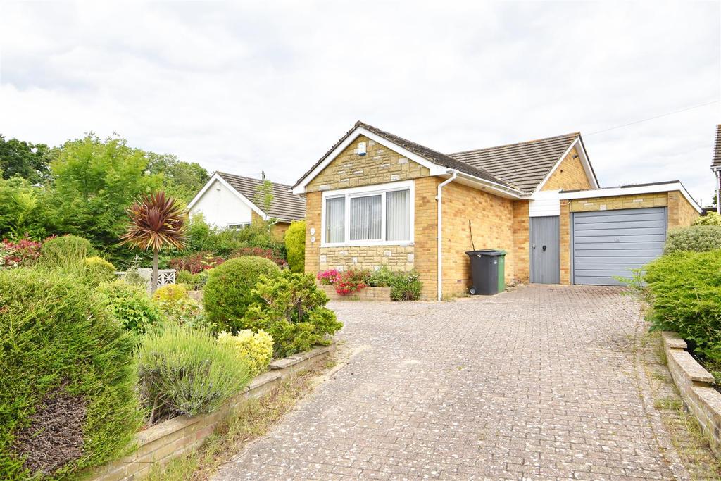 Hickman Way, Hastings 2 bed detached bungalow £370,000