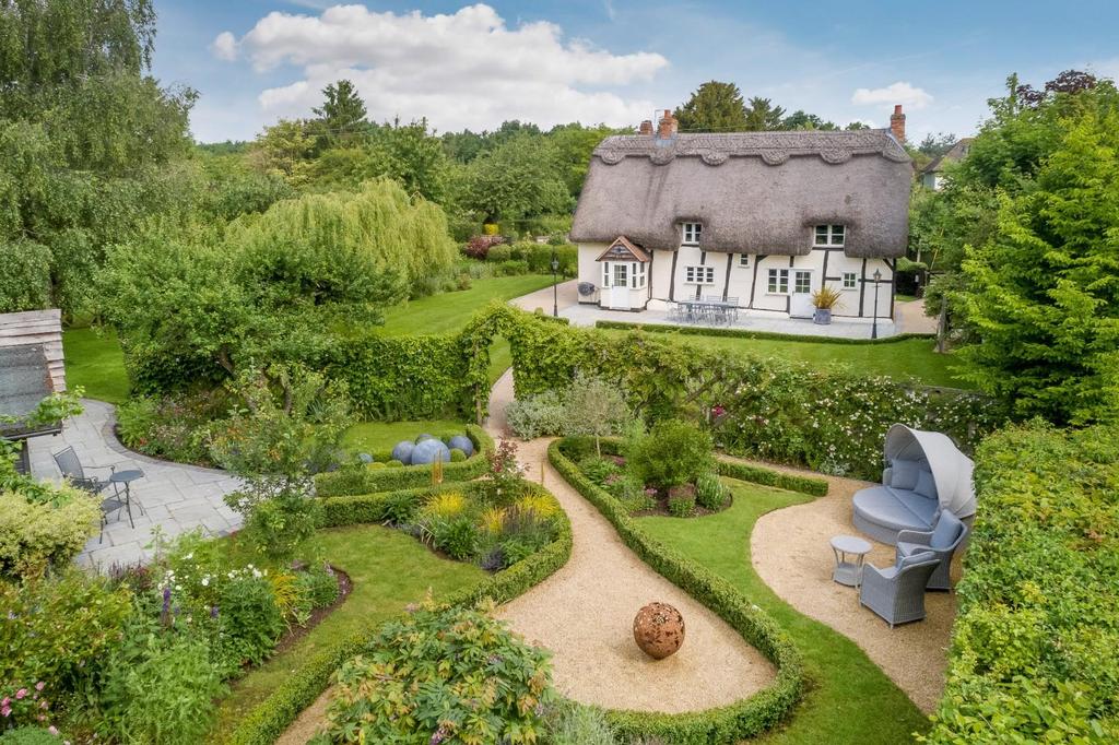 Priory Lane, Broad Marston, StratforduponAvon 2 bed detached house