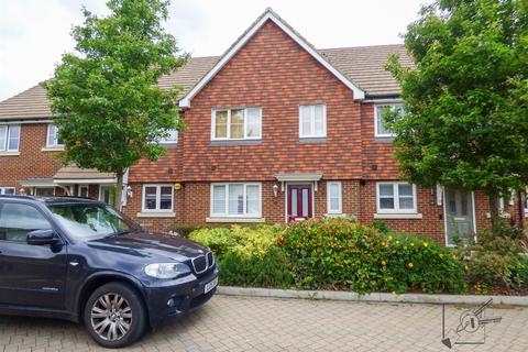 16 Chancel Drive, Wainscott, Rochester, ME3 8FT