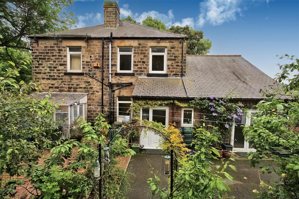 High Street, Royston, Barnsley, S71 4RF 5 bed detached house for sale