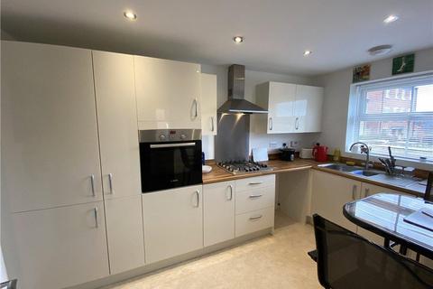 8 Tulip Tree Road, Nuneaton, CV10 9FG