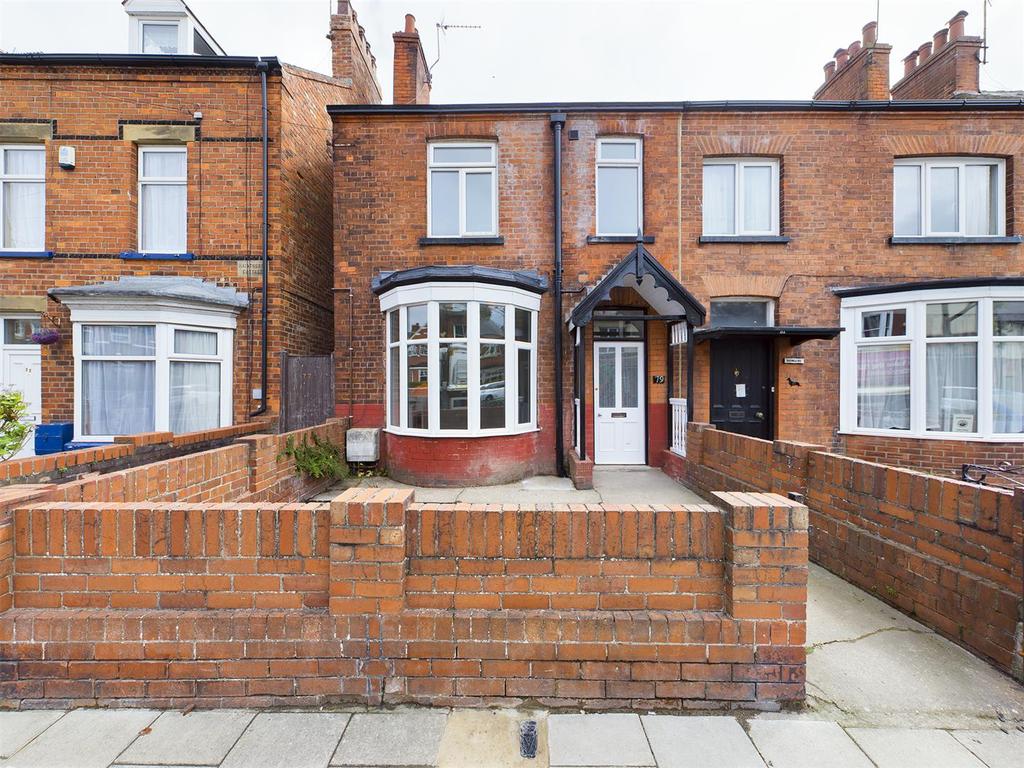 St. Johns Avenue, Bridlington 3 bed semidetached house for sale £179,950
