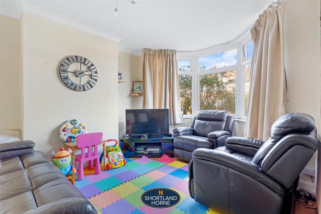 Erithway Road, Finham, Coventry 3 bed end of terrace house £265,000