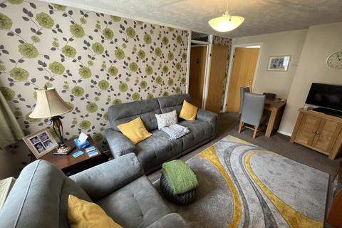4 Ainsdale Close, Coventry, CV6 6JJ