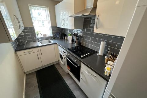 4 Ainsdale Close, Coventry, CV6 6JJ