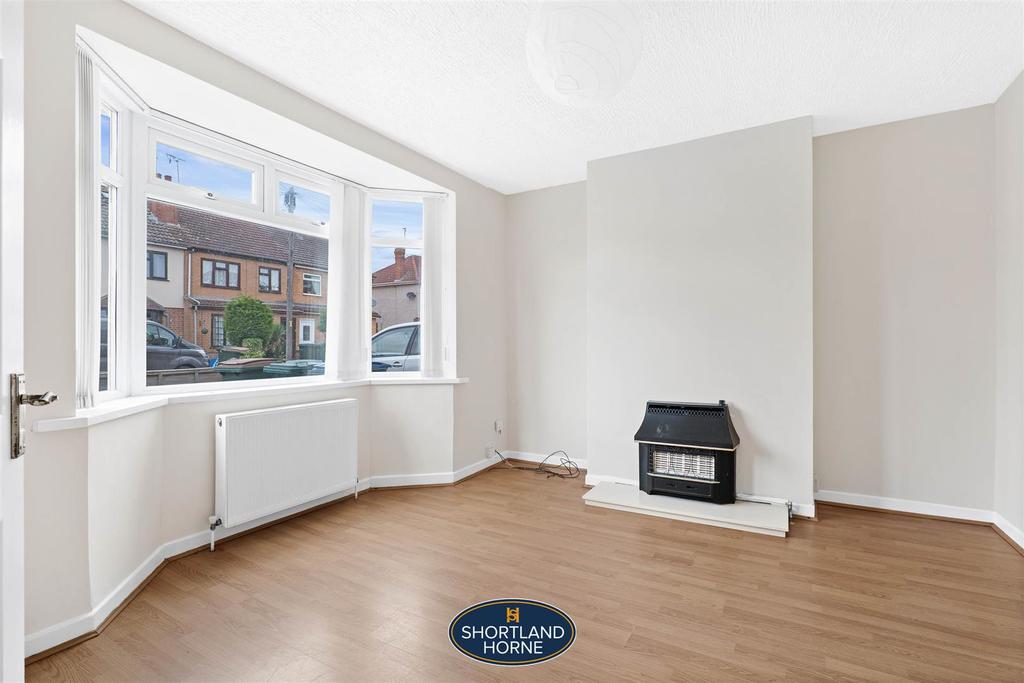 Larch Tree Avenue, Tile Hill, Coventry 3 bed terraced house £230,000