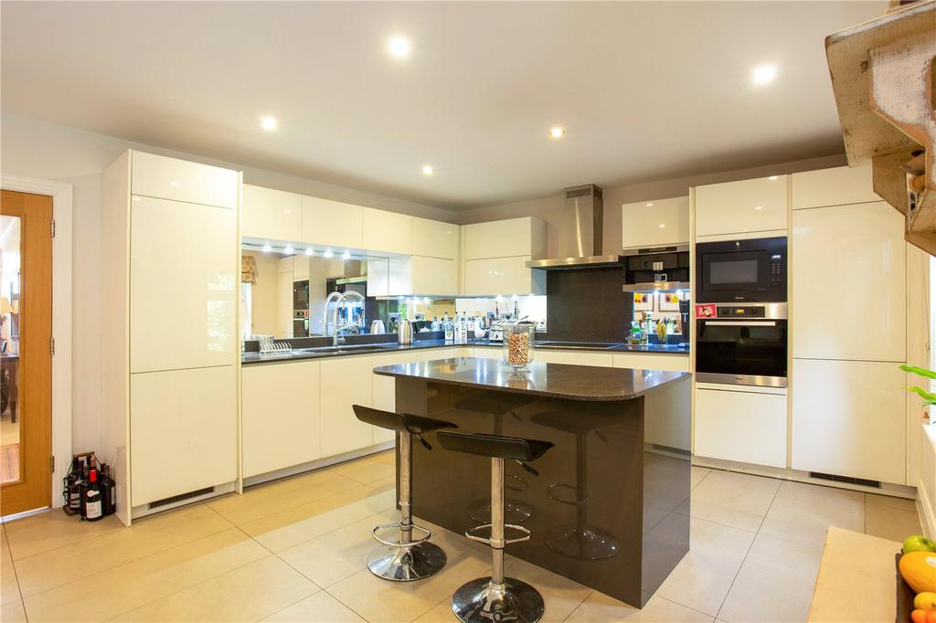 Kitchen/Breakfast