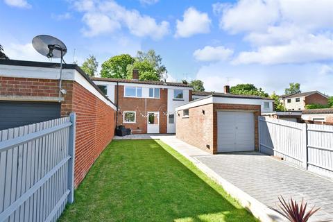 12 Churchside, Vigo, Gravesend, DA13 0SJ