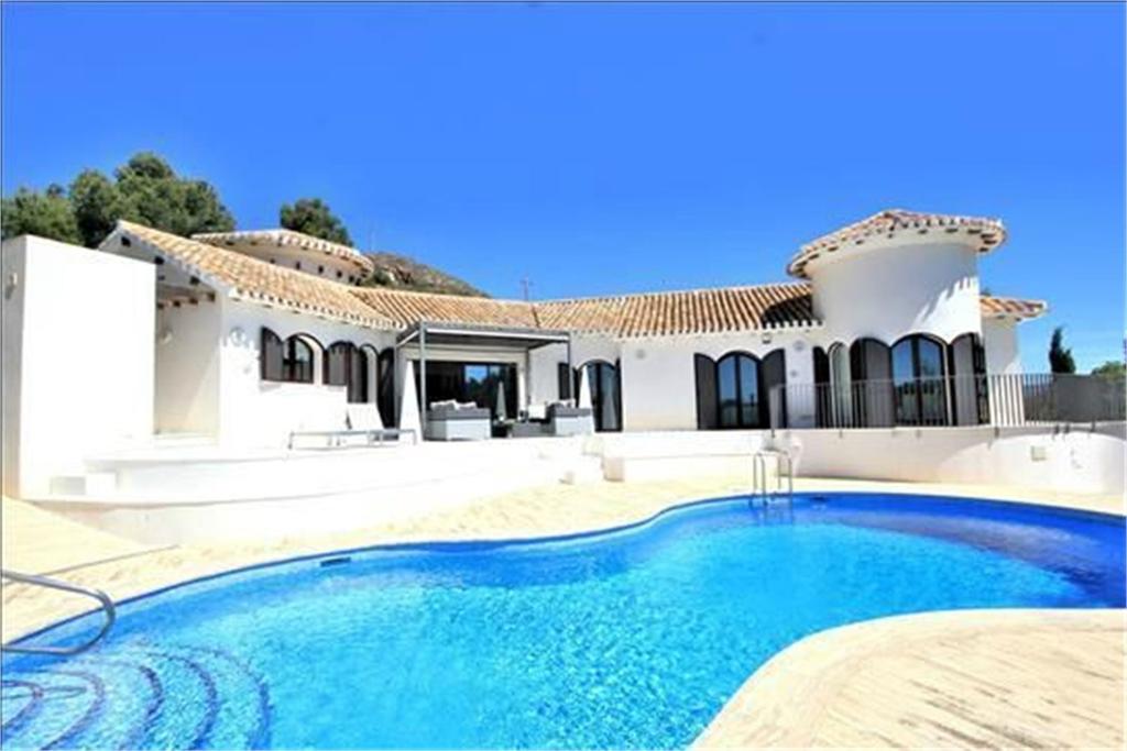Murcia, Spain, NE1 4 bed detached villa for sale £1,000,000