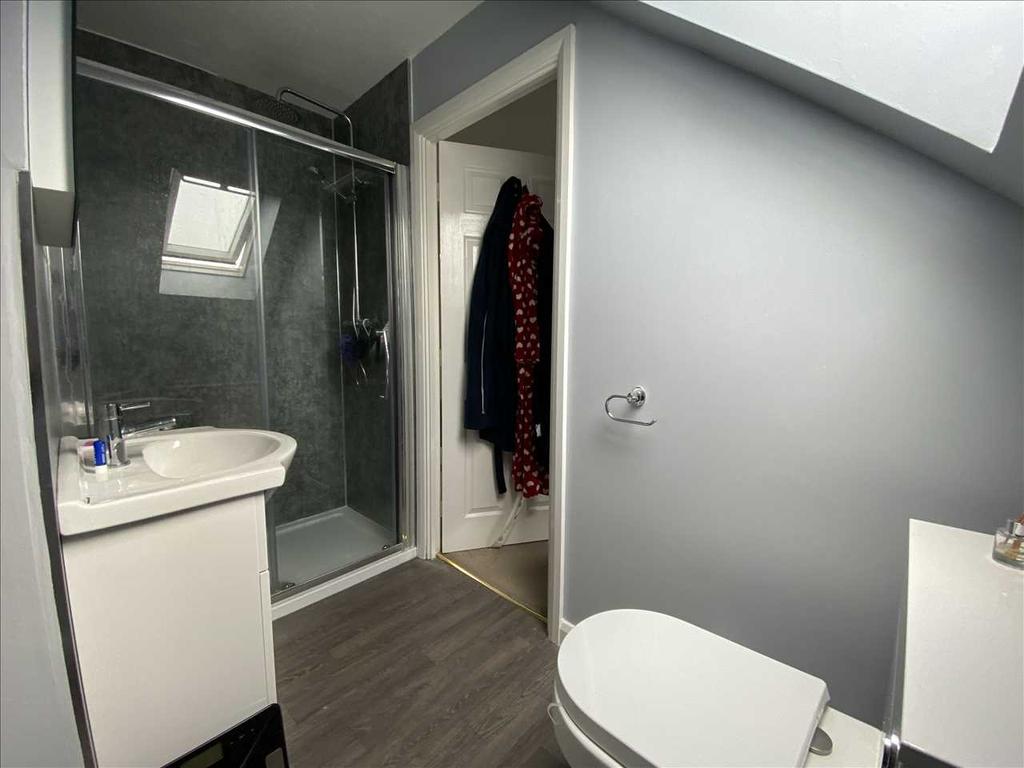 Master Ensuite
