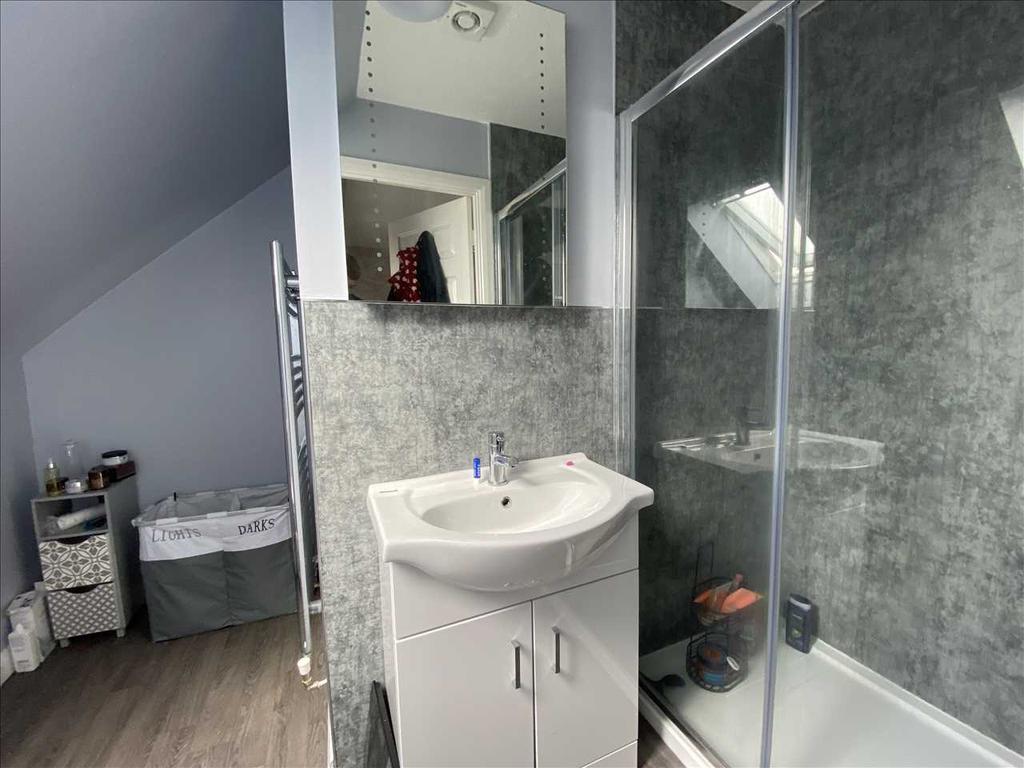 Master Ensuite