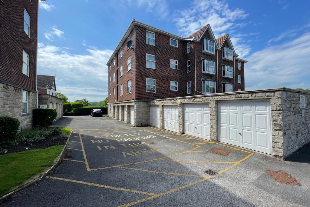 Entrance and Garages