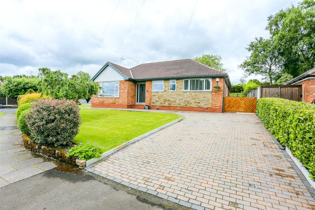 Strines Road, Marple, Stockport... 3 bed bungalow £625,000