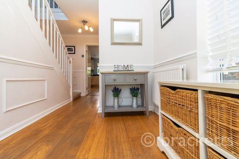 4 bedroom detached house for sale, Albany Hill, Tunbridge Wells