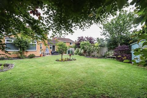 33 Cunningham Drive, Lutterworth, LE17 4YR