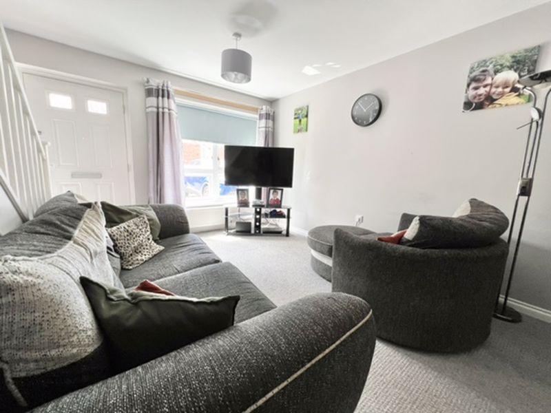 ELDER ROAD, GRIMSBY 2 bed end of terrace house £125,000