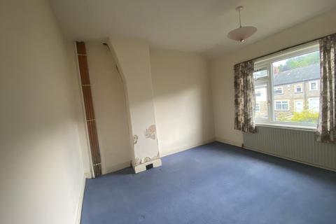 3 bedroom semi-detached house for sale - Southmere Avenue, Great Horton, Bradford, BD7