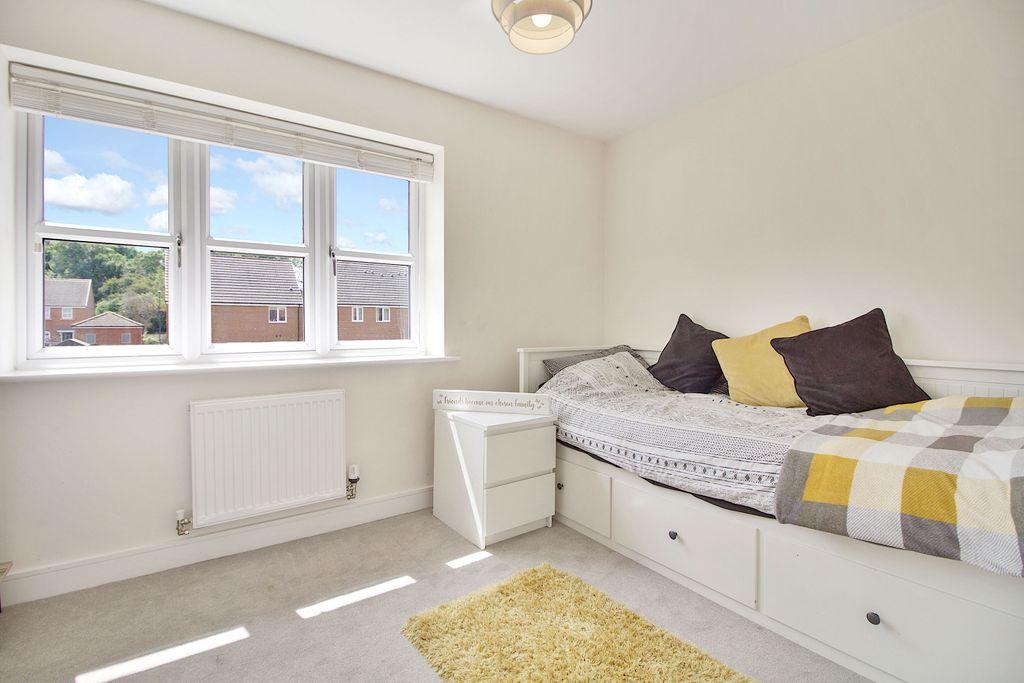 Bedroom 2 (Double)
