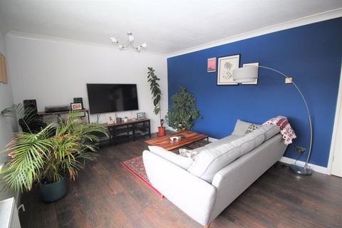 4a Taplin Drive, Hedge End, Southampton, SO30 4NU