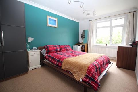 4a Taplin Drive, Hedge End, Southampton, SO30 4NU
