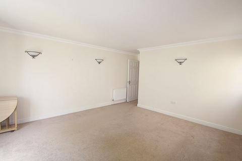 2 bedroom apartment to rent, Caterham