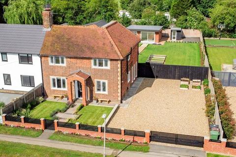 4 bedroom semi-detached house for sale, Highfield Lane, Tyttenhanger, St. Albans, Hertfordshire, AL4