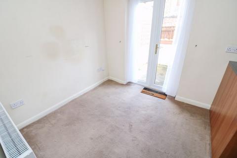 3 bedroom terraced house to rent, Mary Street, Blaydon