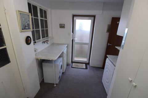 12 Monks Road, Banstead, SM7 2EP