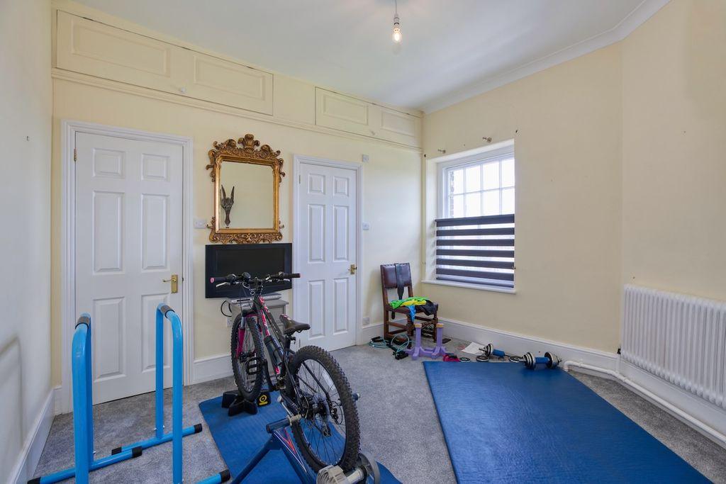 Flat 1 Bedroom 2