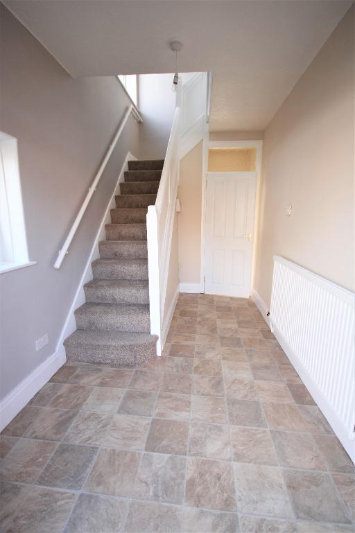The Garlands, York, YO30 3 bed semidetached house £1,350 pcm (£312 pw)