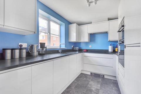 16, Avenue Heights Basingstoke Road, Reading, RG2 0EP