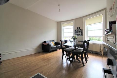 2 bedroom flat to rent - Norfolk Square, Brighton, BN1