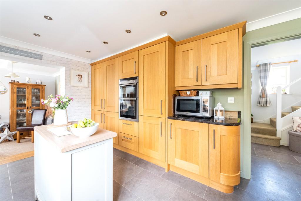 Kitchen/Breakfast Rm