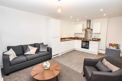 2 bedroom flat to rent, Benbow Street, Sale, M33