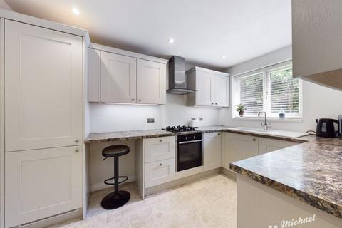 8 Chadbone Close, Aylesbury, HP20 2PS