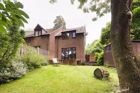 8 Chadbone Close, Aylesbury, HP20 2PS