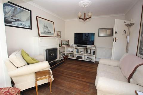 12 Dulwich Road, Holland-on-sea, Clacton-on-sea, CO15 5NA