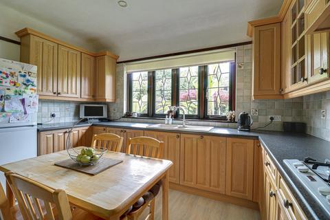 4 Branscombe Square, Southend-on-sea, SS1 3QD