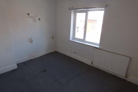11 Henley Place, Gloucester, GL1 5EF