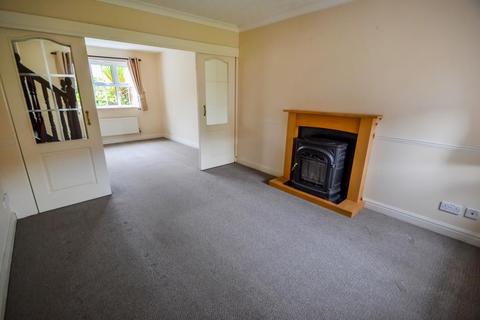 3 bedroom semi-detached house to rent - Saltwell Park, Kingswood, Hull, HU7 3HW