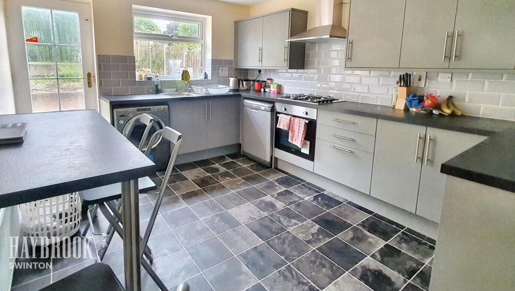 Manvers Road, Mexborough 4 bed detached house for sale £240,000