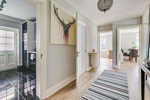 102 Richmond Hill Court, Richmond, TW10 6BG