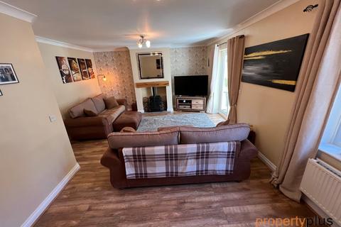 78 Beech Wood Drive, Tonyrefail, Porth, CF39 8JL