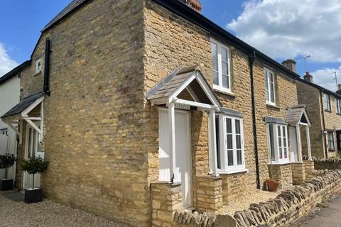 2 bedroom cottage to rent, Church View,  Bampton,  OX18